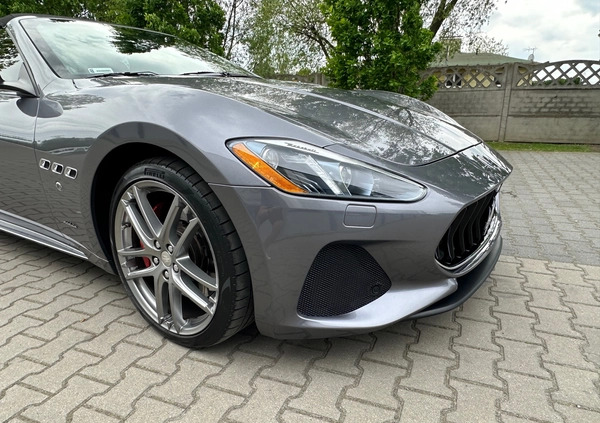 Maserati GranCabrio cena 499900 przebieg: 19600, rok produkcji 2019 z Poznań małe 466